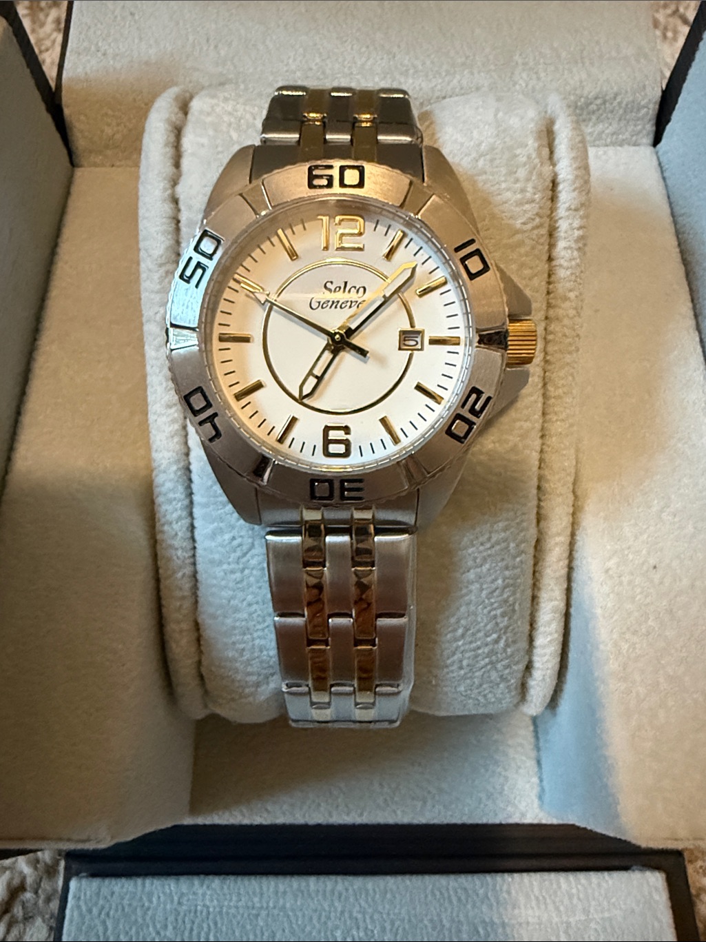 Colvo Geneve TwoTone Stainless Steel Watch  Silver  Gold